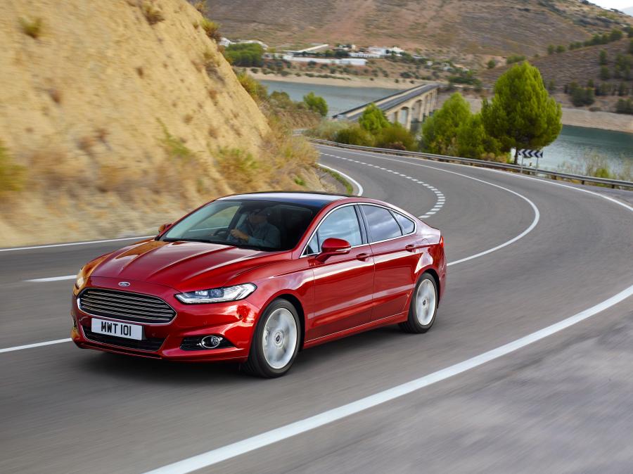  Ford Mondeo Hatchback 2014 года  (UK) (фото 24 из 33)